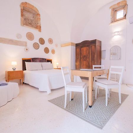 HISTORIA- Dimore Storiche Corte Chiesa Corigliano dʼOtranto Esterno foto