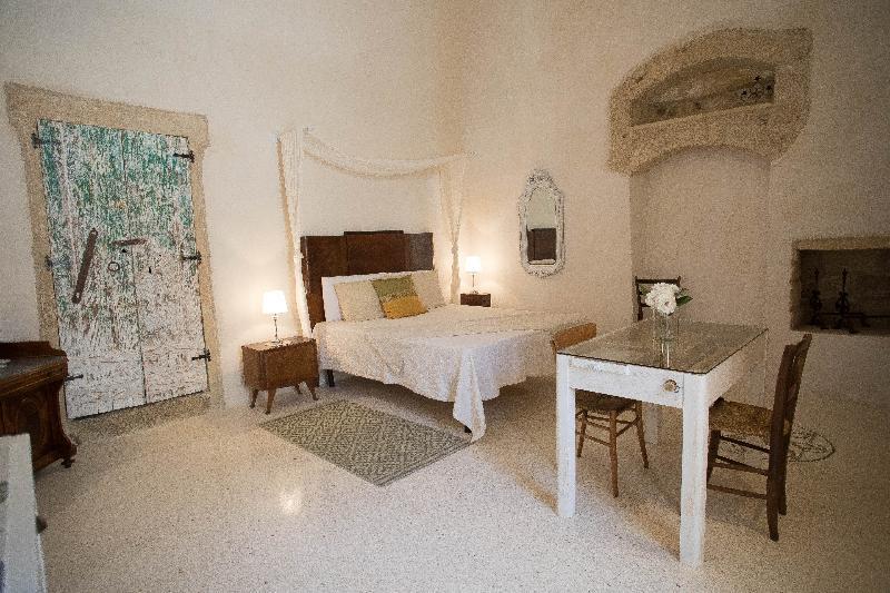 HISTORIA- Dimore Storiche Corte Chiesa Corigliano dʼOtranto Esterno foto